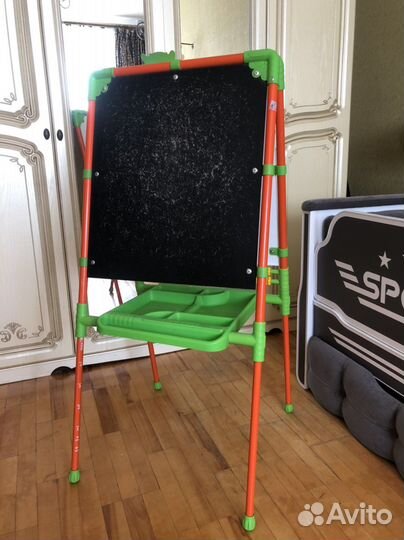 Доска для рисования (мольберт)