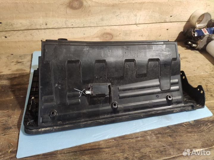 Бардачок Kia Sportage 3