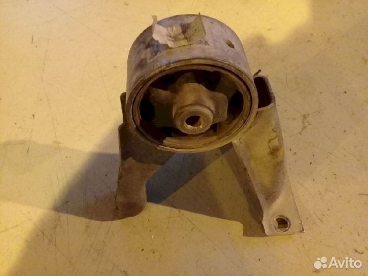 Опора двигателя (подушка двс) задняя MR995086 Mits