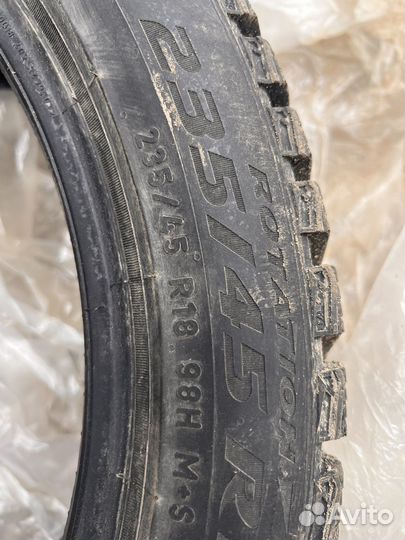 Pirelli P Zero Nero M+S 235/45 R18