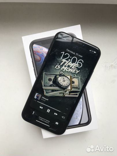 iPhone Xr, 64 ГБ
