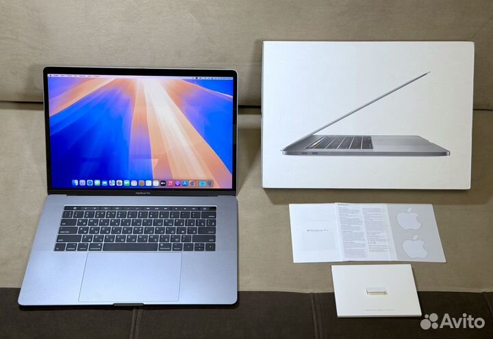 Apple MacBook Pro 15 2016 16/512GB (1 цикл)