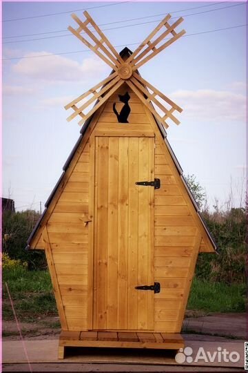 Дачный туалет деревянный SOX561