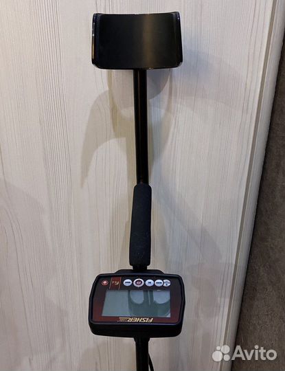 Металлоискатель Fisher Research Labs. F44