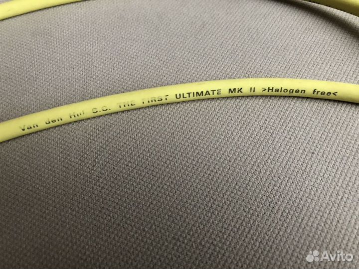 Кабель Van den Hul First Ultimate Mk II (RCA) 1 м