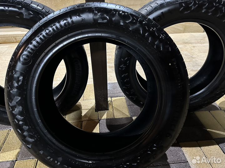 Continental ContiPremiumContact 6 215/55 R17