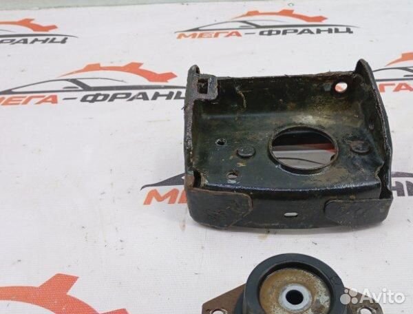 Подушка двигателя Peugeot Partner фургон (M59) WJY