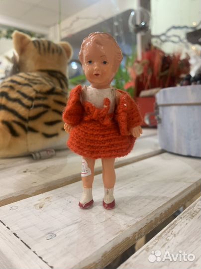 Старинная куколка