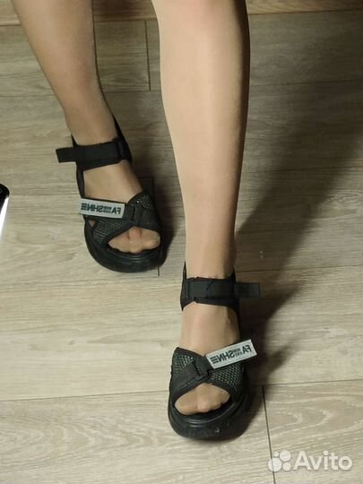 Обувь женская