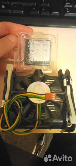 Intel Pentium 4 Процессор 2,4 ггц, с радиатором