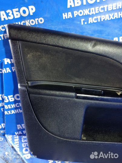 Передняя левая обшивка двери Ford Mondeo 3 седан