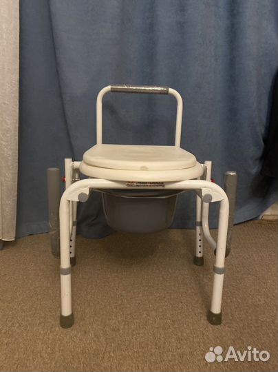 Стул-унитаз