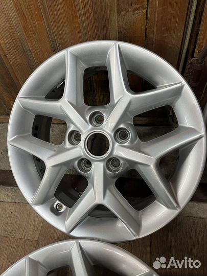 Оригинал диски Kia Soul R16