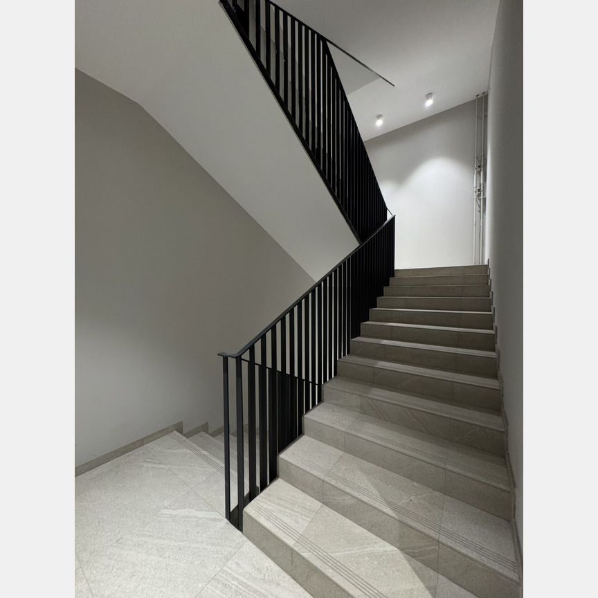 2-к. квартира, 75,9 м², 5/17 эт.