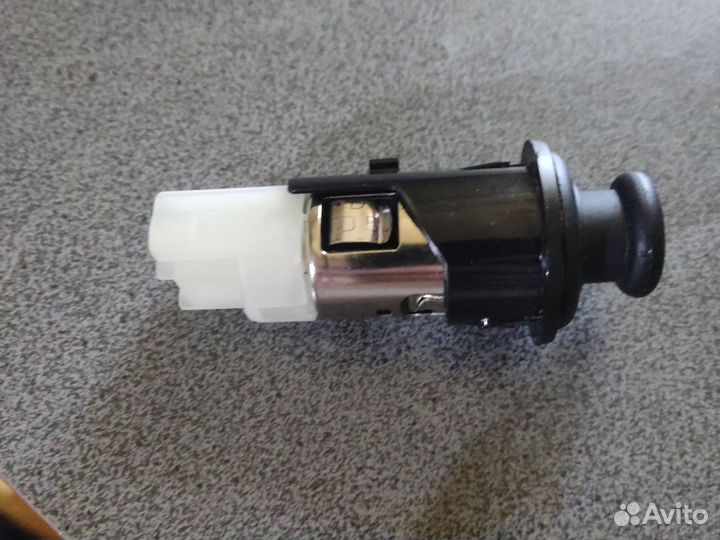 Гнездо прикуривателя логан, ларгус