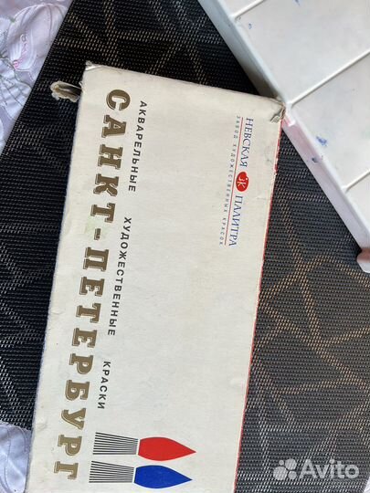 Мелки и краски для рисования, за всё цена