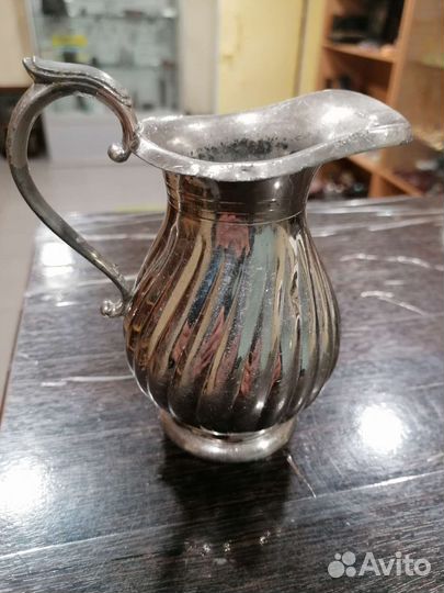 Сливочник старинный