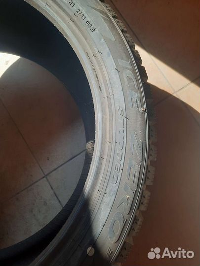 Pirelli Ice Zero 275/40 R20