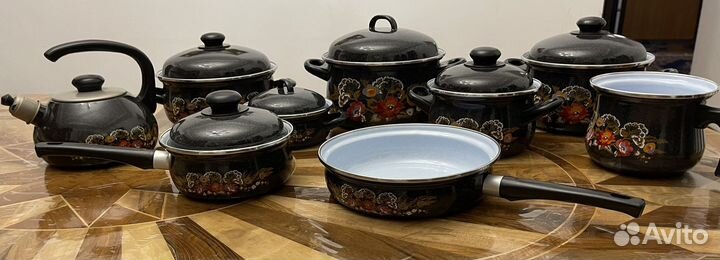 Старинный Набор кастрюль