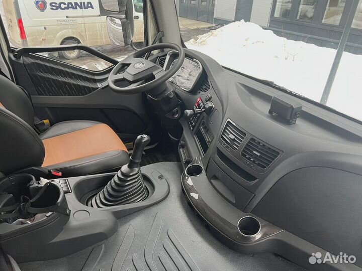 FAW CA3250P66K24T1E5, 2023