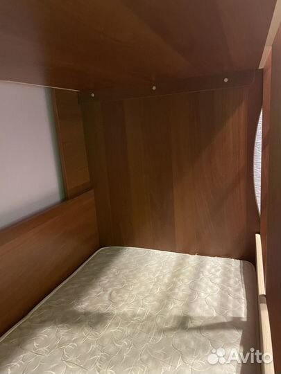 Двухъярусная кровать бу с матрасами