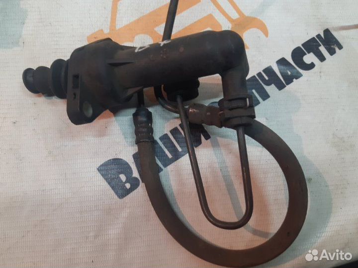 Рабочий цилиндр сцепления Volkswagen Passat B7