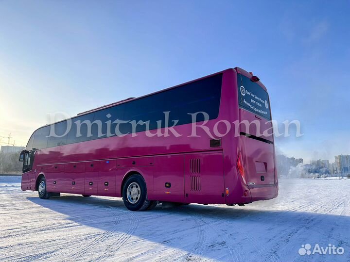 Туристический автобус Zhong Tong LCK6127H Compass, 2024