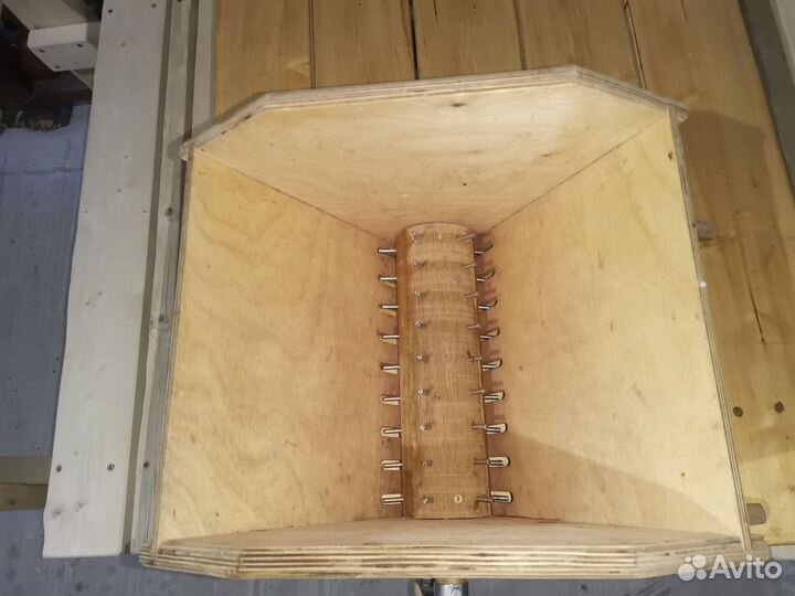 Дробилка, рушилка, мялка для винограда