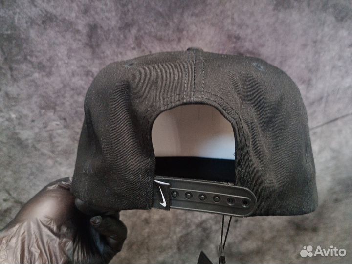 Бейсболка Снепбек Nike black