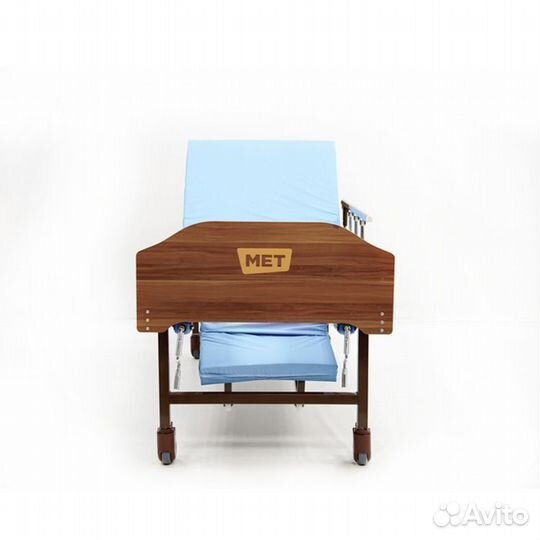 Кровать медицинская высокая