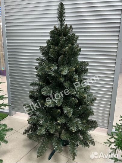 Елка искусственная заснеженная