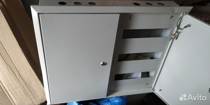 Щиток электрический встраиваемый 72