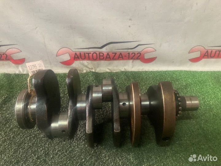 Коленвал Audi A6 4B2 AGA 1998