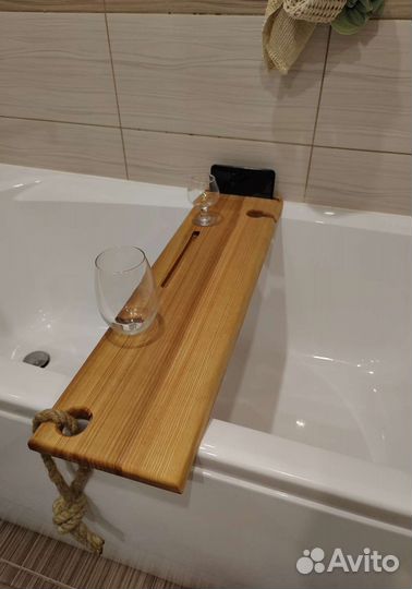 Полка столик для ванной комнаты с подстаканниками