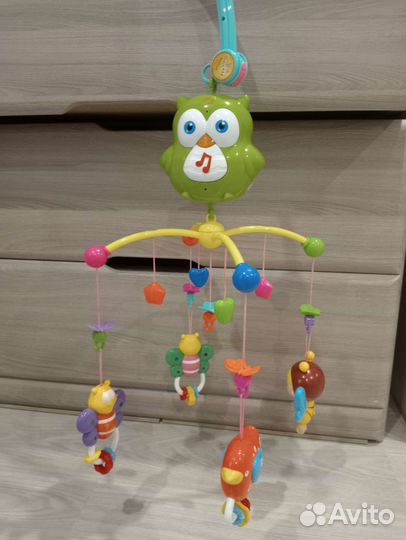Музыкальный мобиль на кроватку