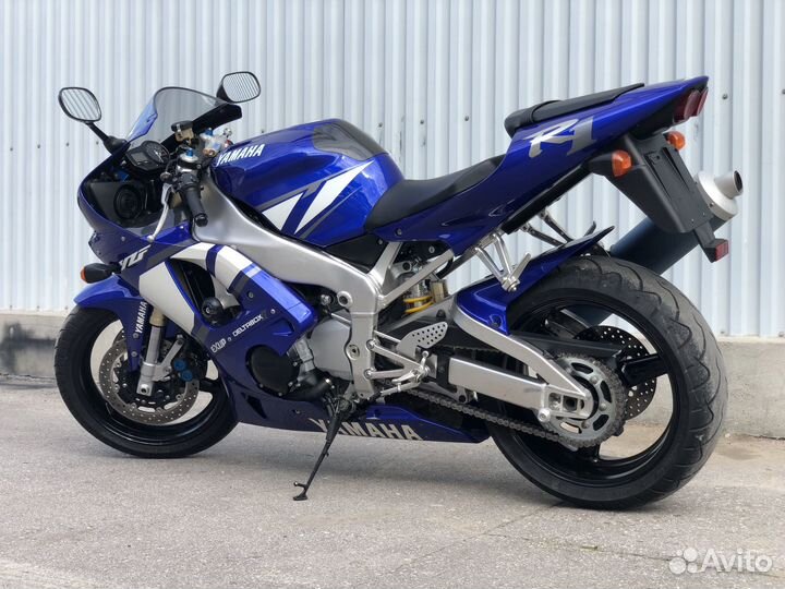 Yamaha YZF-R1 пробег 3400км