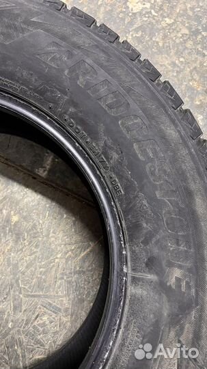 Bridgestone Blizzak DM-V2 265/65 R17 112R