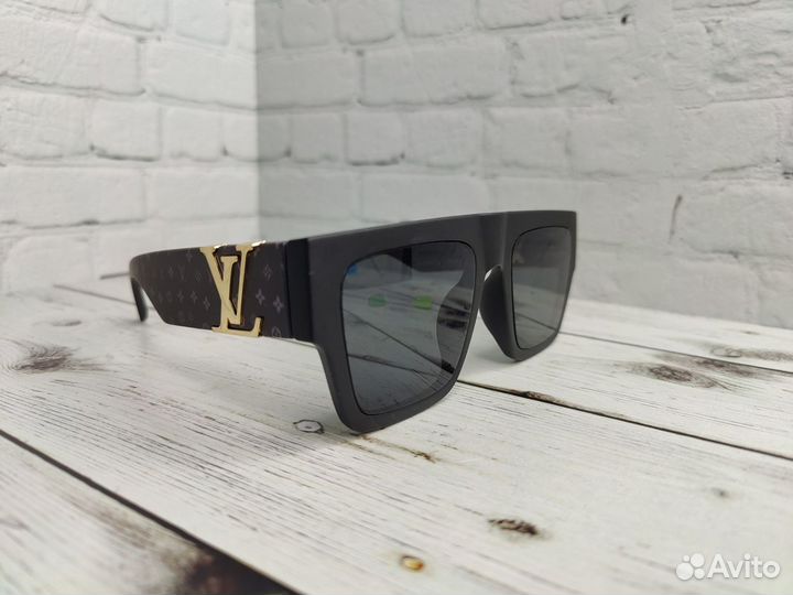 Солнцезащитные очки женские Louis Vuitton GLD
