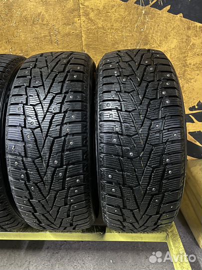 Roadstone Winguard WinSpike 235/55 R17