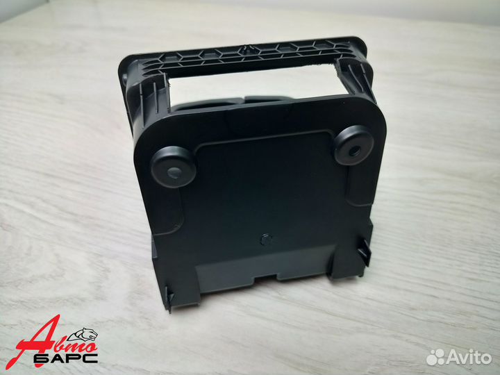 Подстаканник задний Volkswagen Golf 6 / Jetta 5