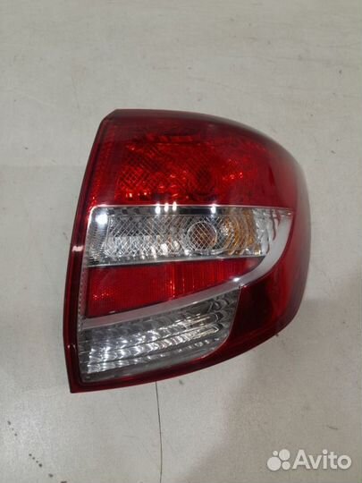 Фонарь правый LADA Granta 1 2011