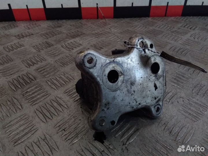 Теплообменник масляного фильтра Opel Astra G 2004