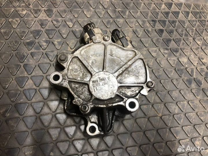 Насос вакуумный Land Rover Discovery 3