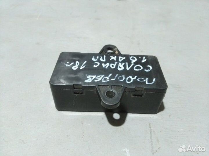 Блок управления подогревом сидений Hyundai Solaris