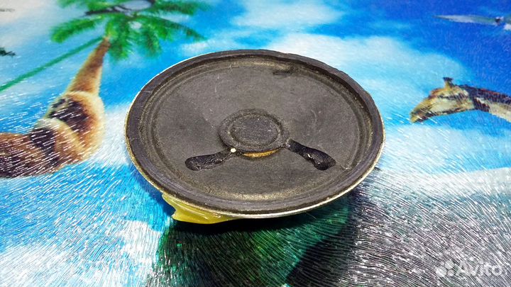 Маленький динамик - 57мм. (8 Ом-0,5 Вт.)