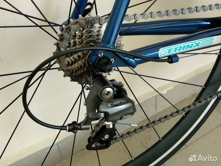 Шоссейный алюминиевый велосипед кларис