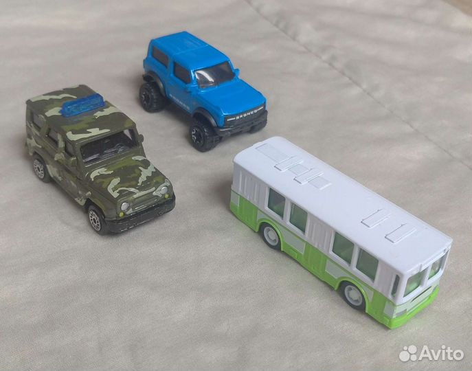 Машинки игрушки