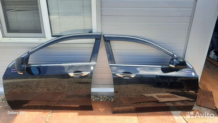 Передняя дверь Honda Accord 8