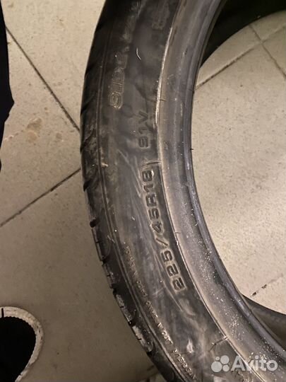 Goodyear EfficientGrip 225/45 R18