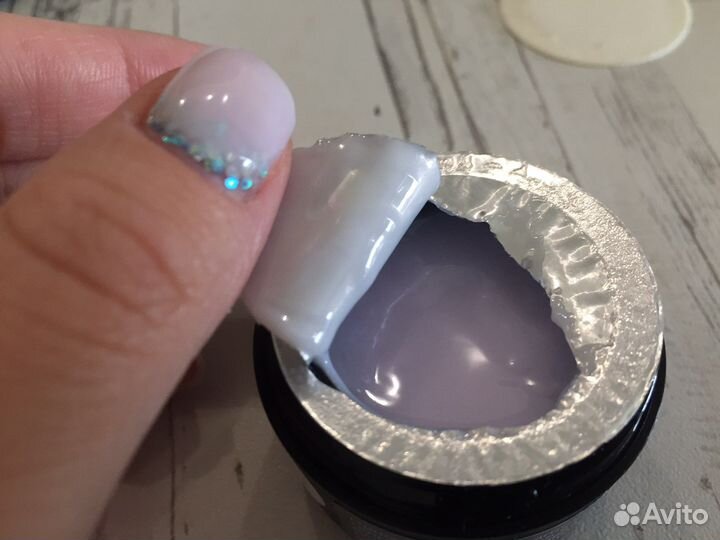 Для наращивания ногтей